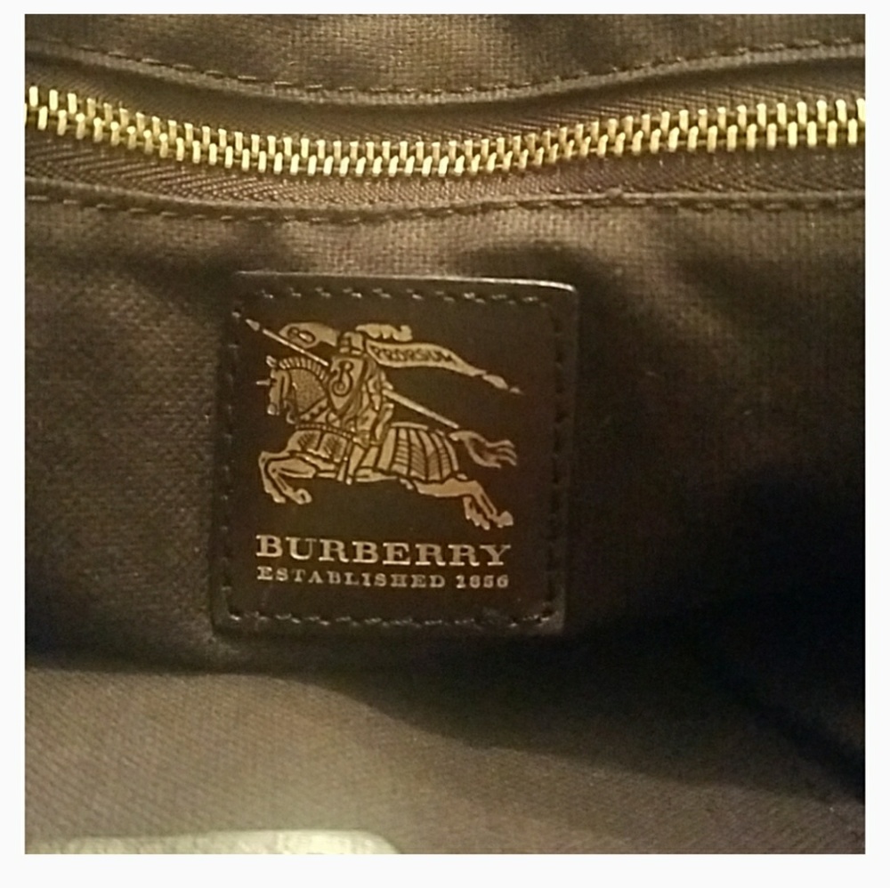 💋🖤👀RARE Burberry Lawrence Haymarket Bag👀🖤💋 - Picture 5 of 8
